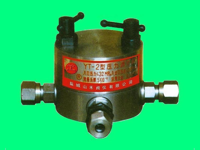 Instrument precision pressure regulator CM-2